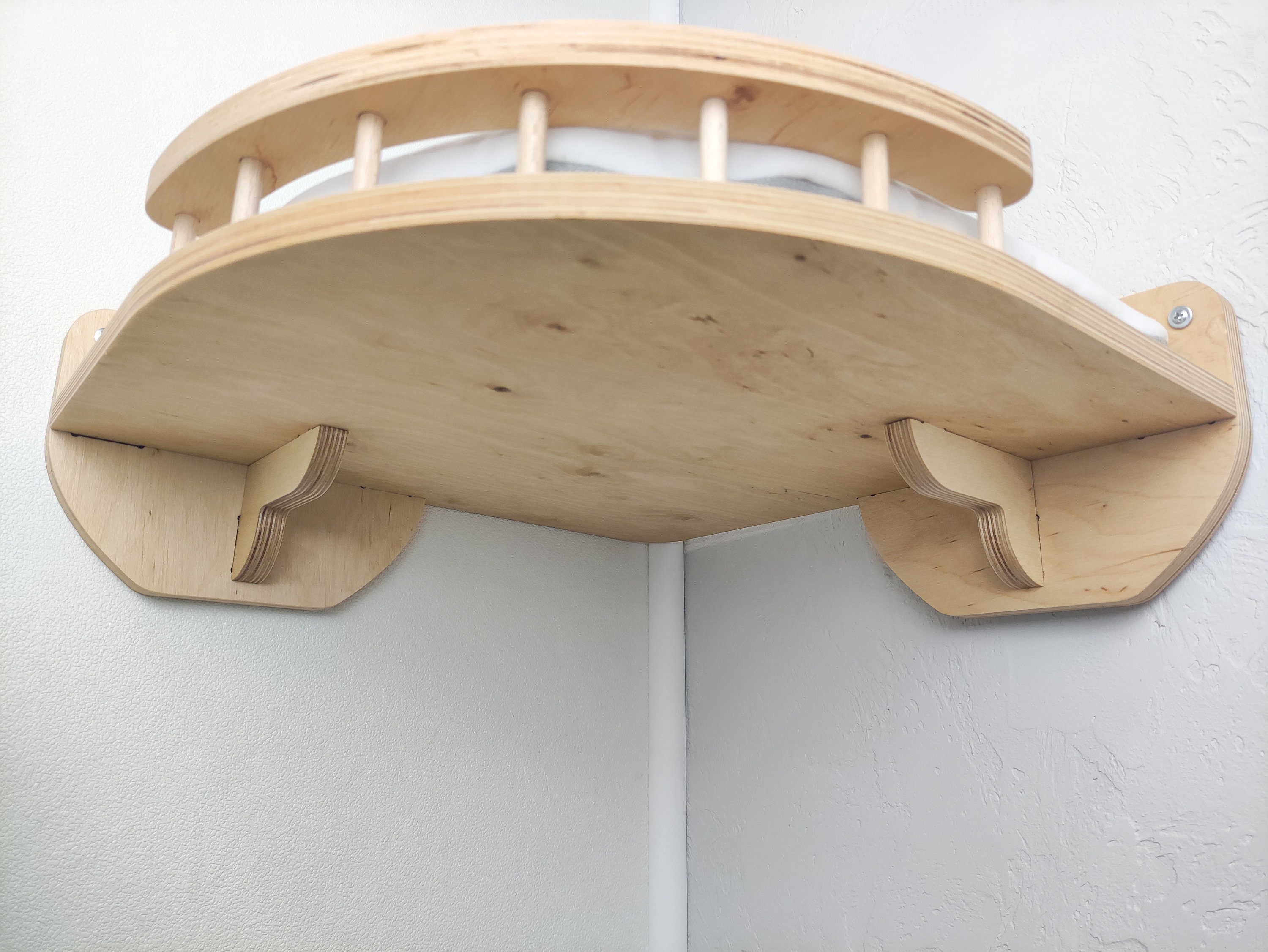 Wall-mounted Cat Furniture & Shelves