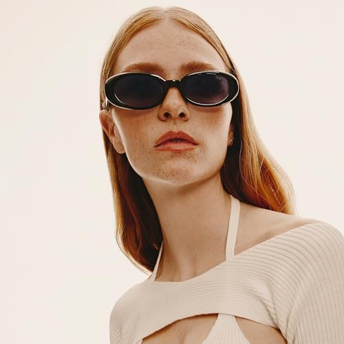 Quay Women's Black/Smoke Felt Cute Sunglasses