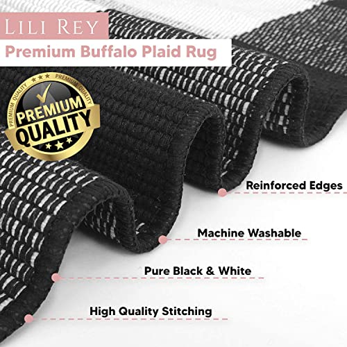 LILI REY Buffalo Plaid Rug - 28"x44" Indoor/Outdoor Black and White Checkered Rug, Buffalo Plaid Outdoor Rug, Front Porch Rugs, Buffalo Check Rug Outdoor, Black and White Outdoor Rug, Plaid Door mat