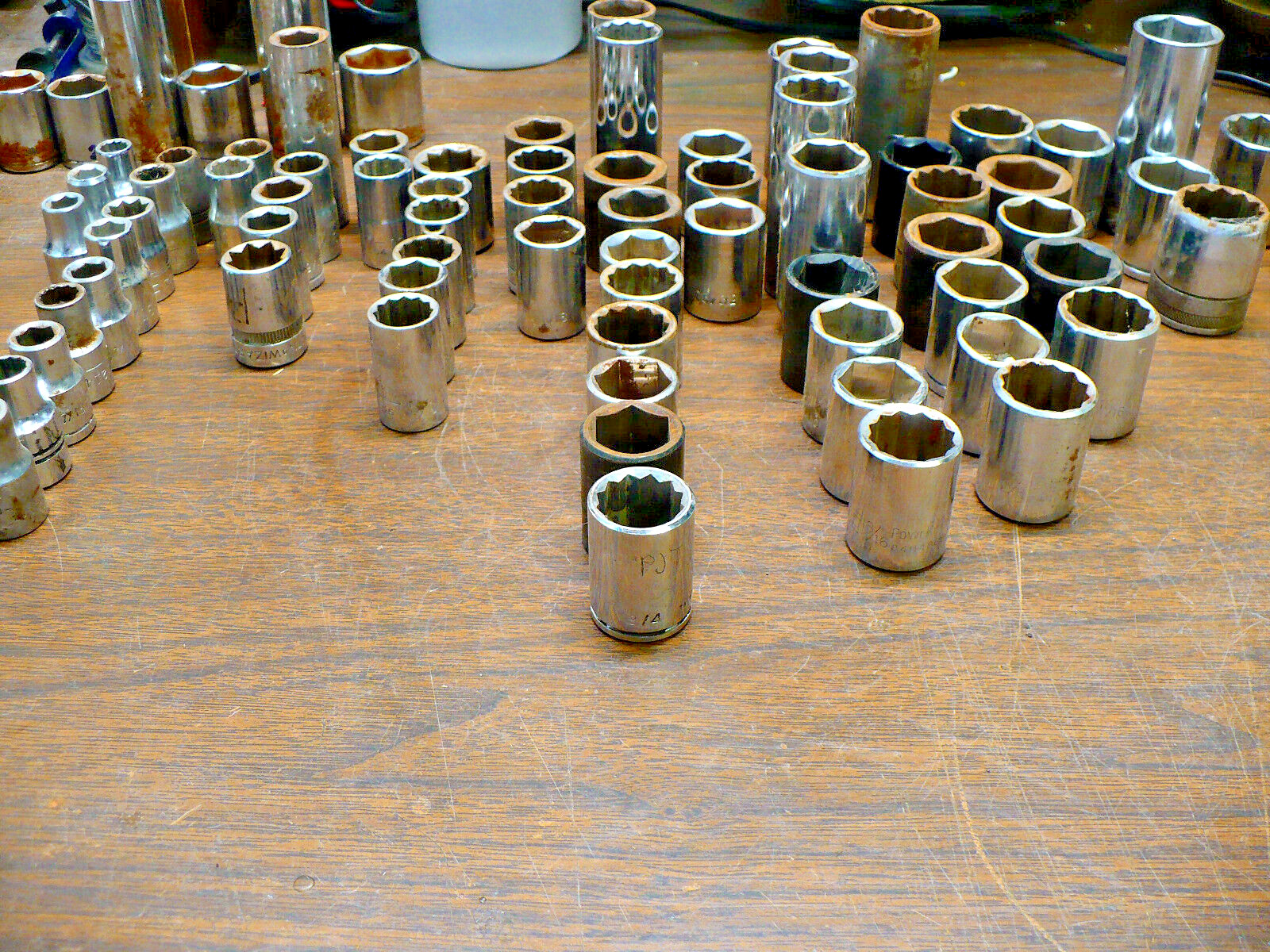 Sockets 6 & 12 Point  1/2" Drive (You pick the size)