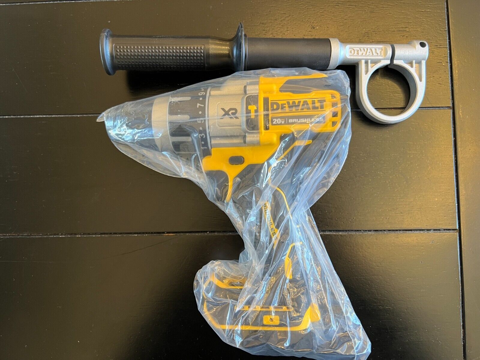 DEWALT DCD998 20v MAX 1/2” 3 Speed Hammerdrill - BRAND NEW - FREE SHIPPING