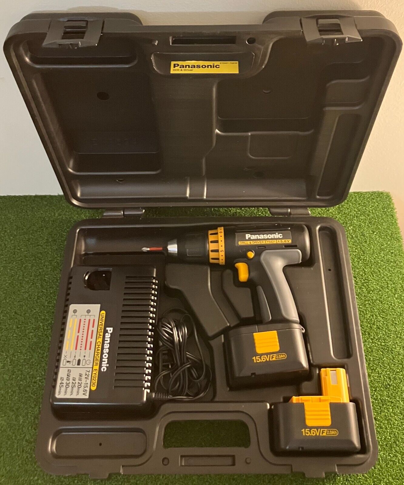 Panasonic Cordless Power Drill+Driver Set EY6431 GQKW *15.6V*w/(2)3Ah Batteries*