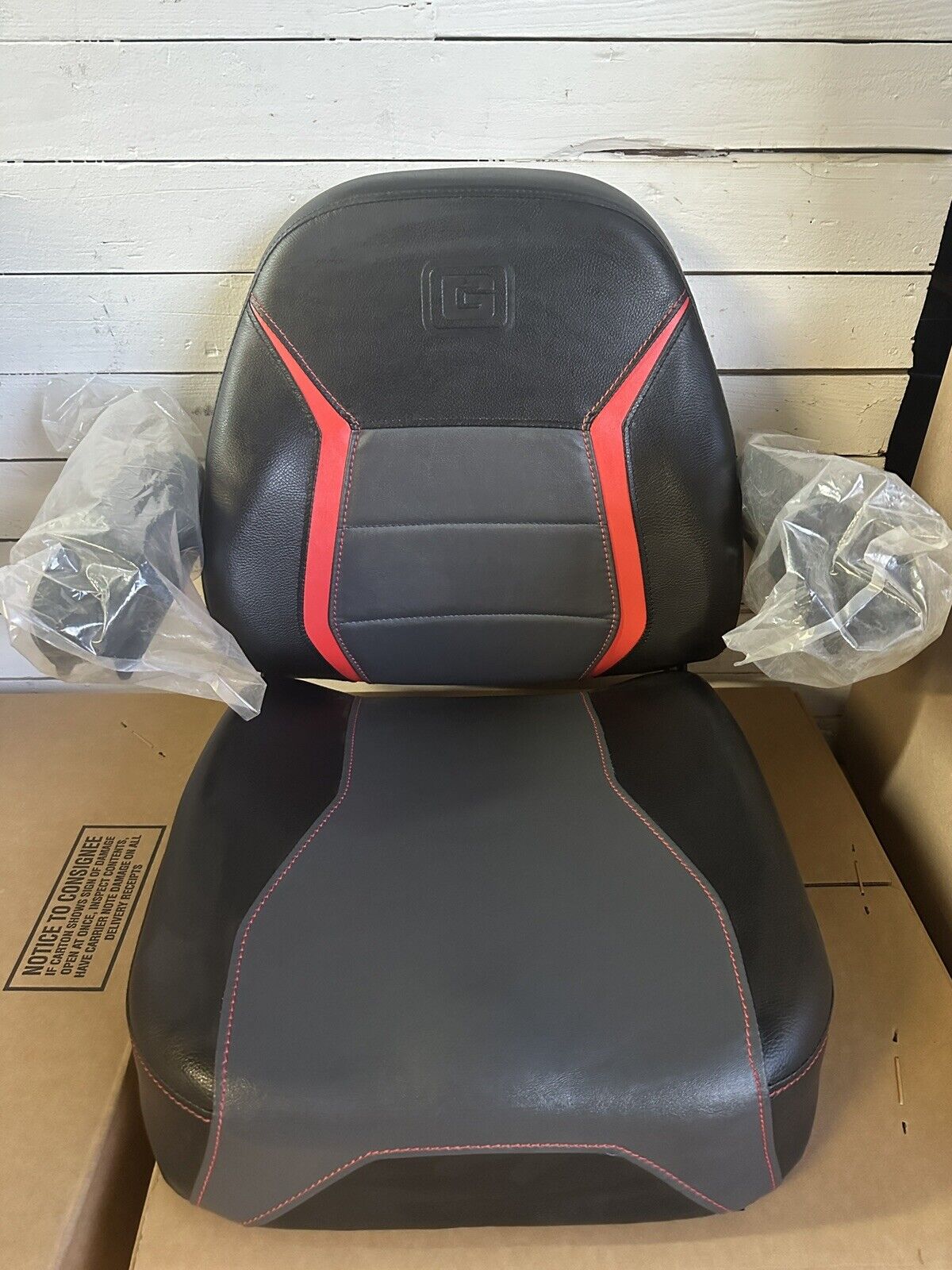 Gravely 05181300 ZTX Lawn Mower Seat with Armrests