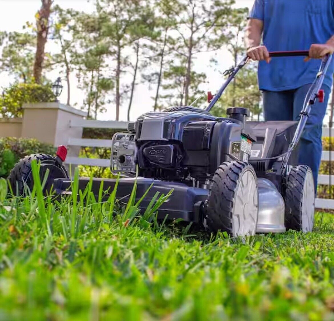 Murray Gas Lawn Mower 140 cc+Adjustable Cutting Height+Foldable Handle+ Mulch