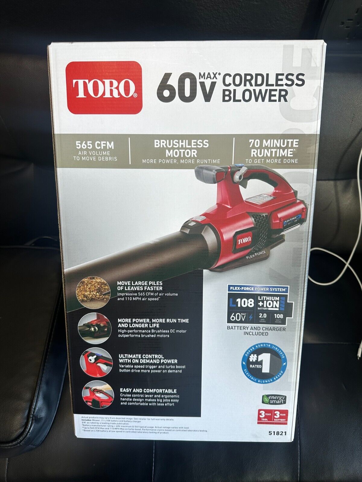 Toro Flex-Force 51821 60V 565 CFM Cordless Leaf Blower with battery and charger