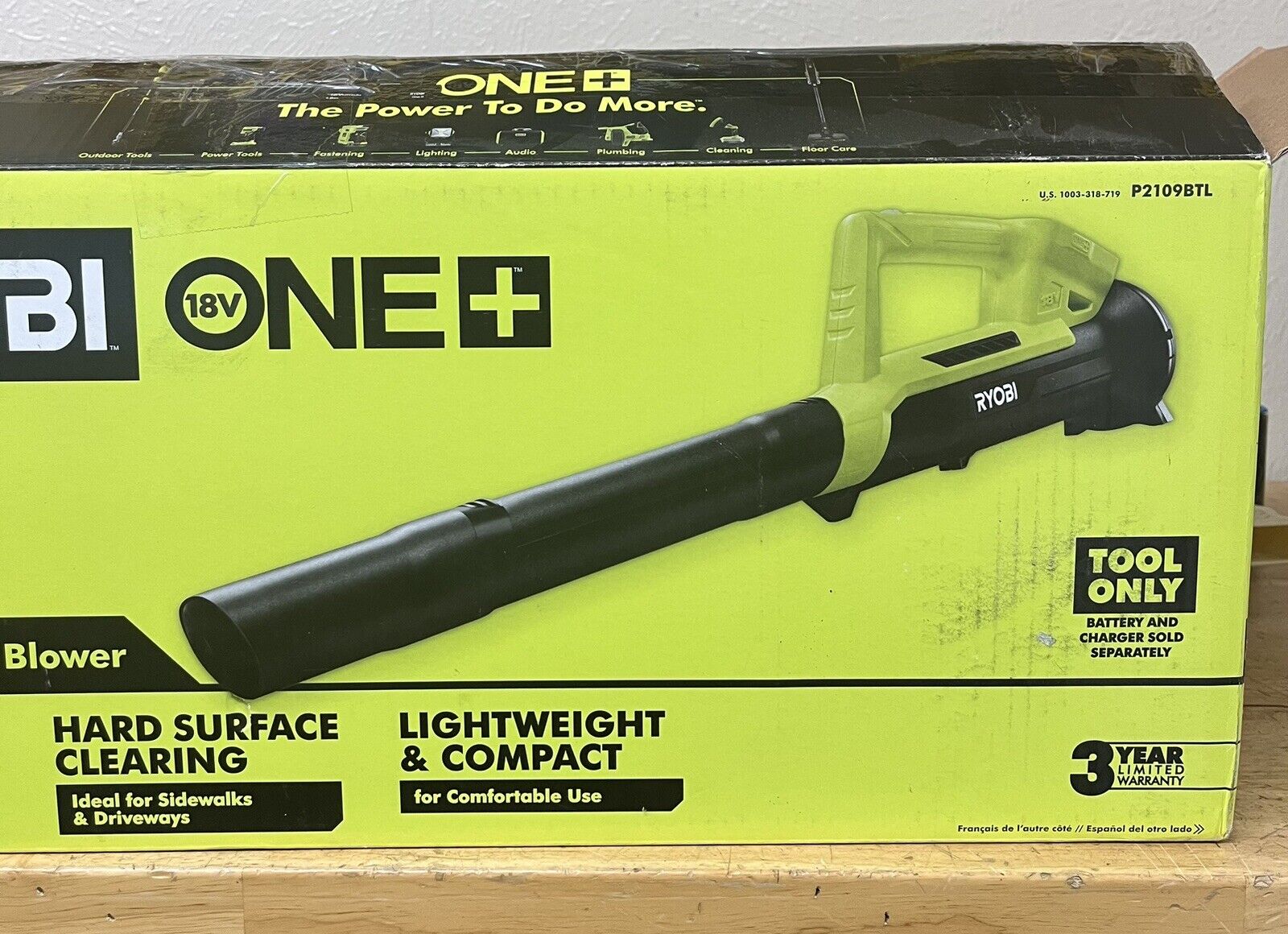 RYOBI P2109 200 CFM 18V Lithium-Ion Cordless Leaf Blower/Sweeper USED - P6-17
