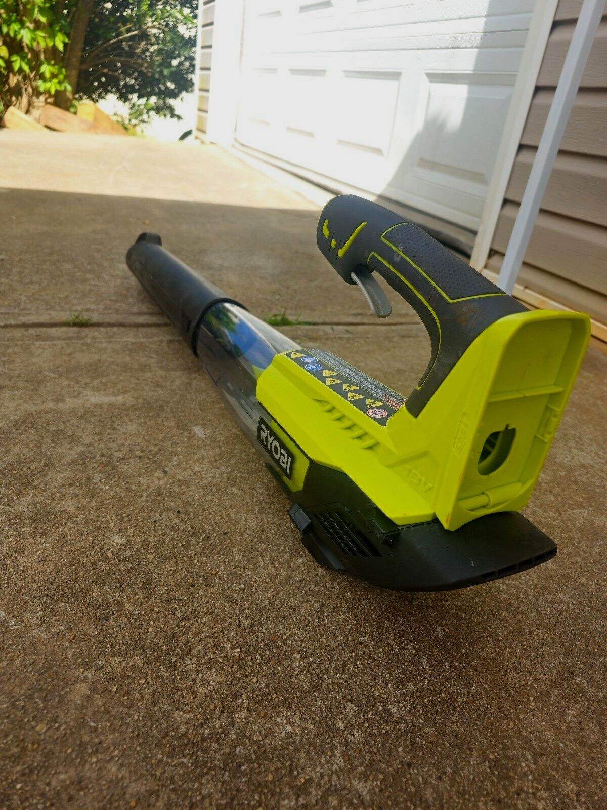 ONE+ 18V 100 MPH 280 CFM Cordless Battery Jet Fan Leaf Blower W/ 2 Battery & Cha