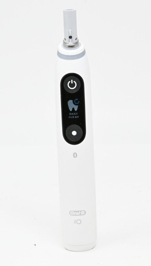 Oral-B iO Series 8 Connected Rechargeable Electric Toothbrush White Alabaster