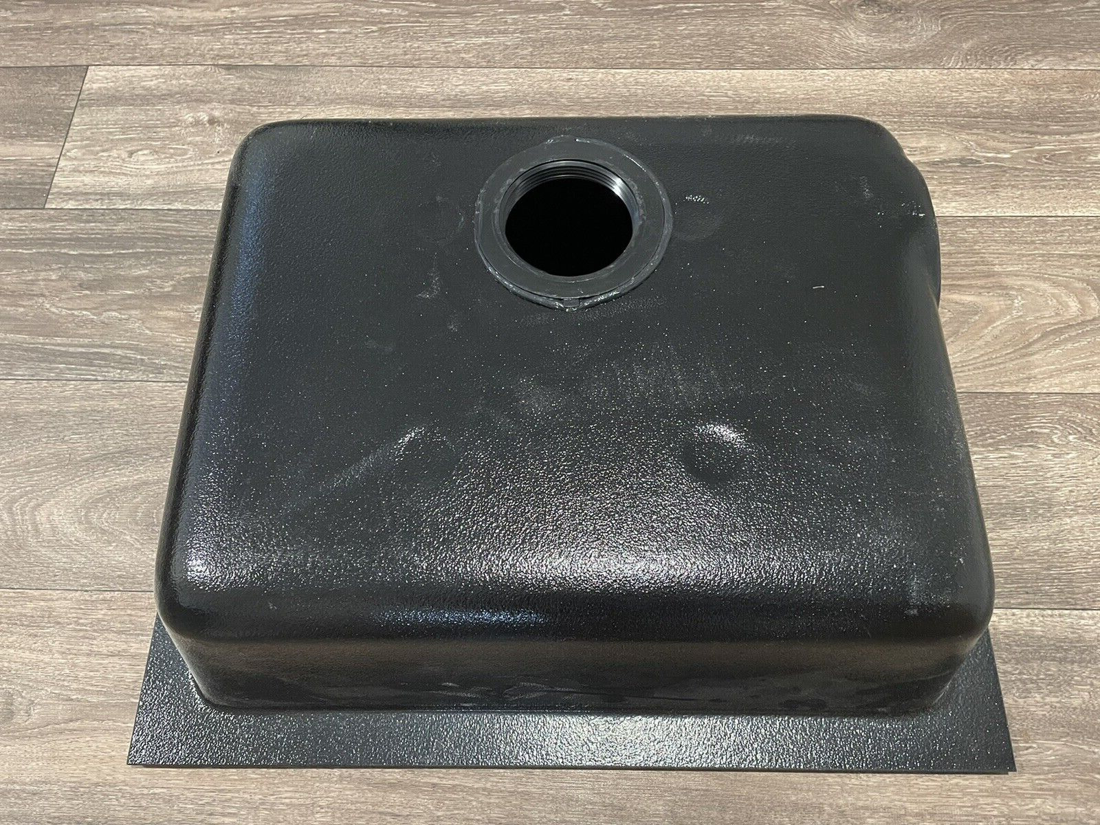 Icon Waste Holding Tank HT630B-SBD Can Be Used For Black Or Gray Water