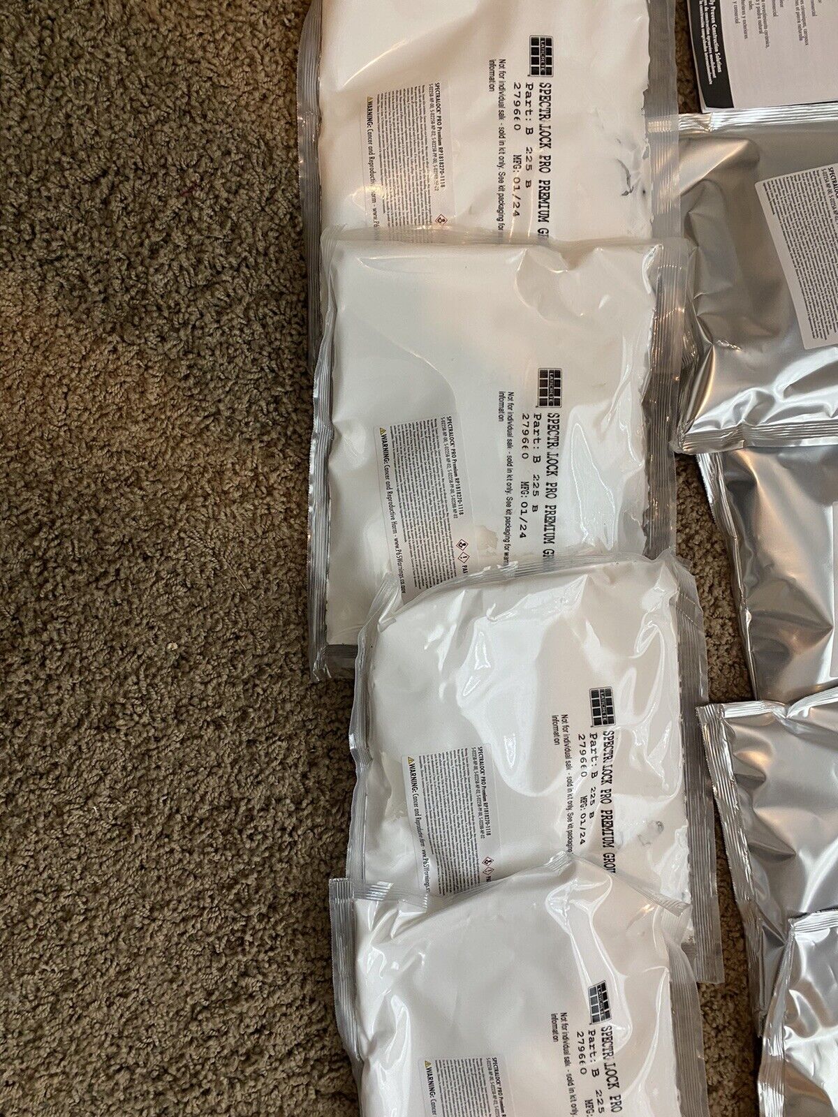 Spectralock Pro Premium Grout - Commercial Size - 4 - Parts A + B - Laticrete