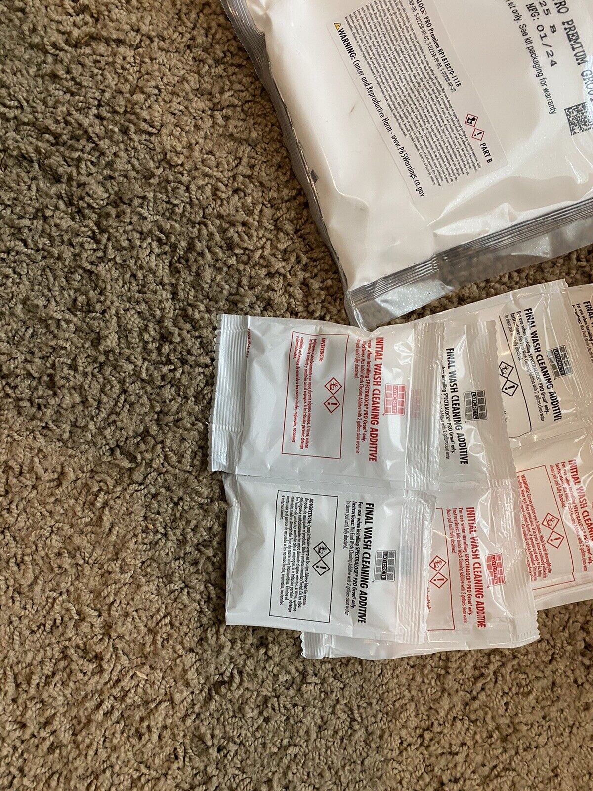 Spectralock Pro Premium Grout - Commercial Size - 4 - Parts A + B - Laticrete