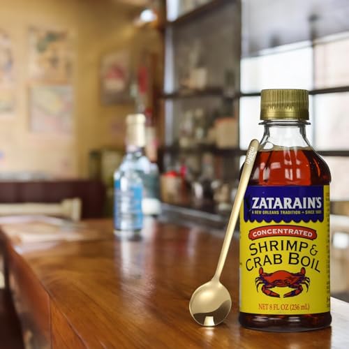 Crawfish Shrimp & Crab Boil Liquid Concentrate, 8 oz - New Orleans Flavor, Cajun Seasoning Liquid Crab Boil Seasoning with Moofin Golden SS Spoon - Seafood Boil Seasoning ~ [Pack of 1]