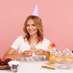 40 Pack Edible Cherry Blossom Cupcake Toppers Cherry Flowers Cake Toppers Rice Paper Wafer Paper Cake Picks for Cherry Blossom Bridal Shower Baby Shower Kids Birthday Cake Decorations Light Pink