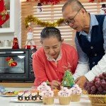 40 Pack Edible Cherry Blossom Cupcake Toppers Cherry Flowers Cake Toppers Rice Paper Wafer Paper Cake Picks for Cherry Blossom Bridal Shower Baby Shower Kids Birthday Cake Decorations Light Pink