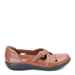 Clarks Women's Ashland Spin Q Slip-On Loafer, Tan, 8