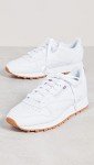 Reebok Women's Classic Leather Sneaker, Reefresh White/Pure Grey/Gum, 6