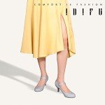 IDIFU Women's Jessy Dress Mary Jane Shoes Low Kitten Heels Closed Round Toe Office Work Wedding Pumps (Silver Shiny, 8 M US)