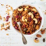 Yupik Roasted Salted Whole Cashews, 8 Oz, Gluten-Free, Kosher, Crunchy Cashews with Sea Salt, Savory Snacks