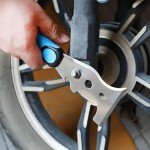 Bates- Paint Scraper, 13 in 1, Painters Tool, Rubber Handle, Paint Scrapers for Wood with Metal Hammer End, Painters Tool, Painters Knife, Paint Scraper for Painting, Putty Knife, Metal Scraper