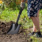 Versatile 31” Square Shovel with D-Handle