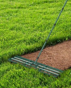 Adjustable Lawn Leveling Rake for Easy Soil Work