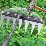 Heavy-Duty Iron Weeding Rake with Handle