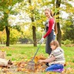 WORKPRO Adjustable Long Handle Leaf Rake with Steel Tines