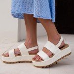 Reef Water Vista Higher Sandal for Women, Strawberry