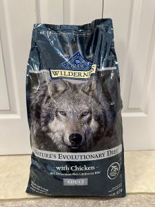 Blue Buffalo High Protein Chicken Dog Food 28lb