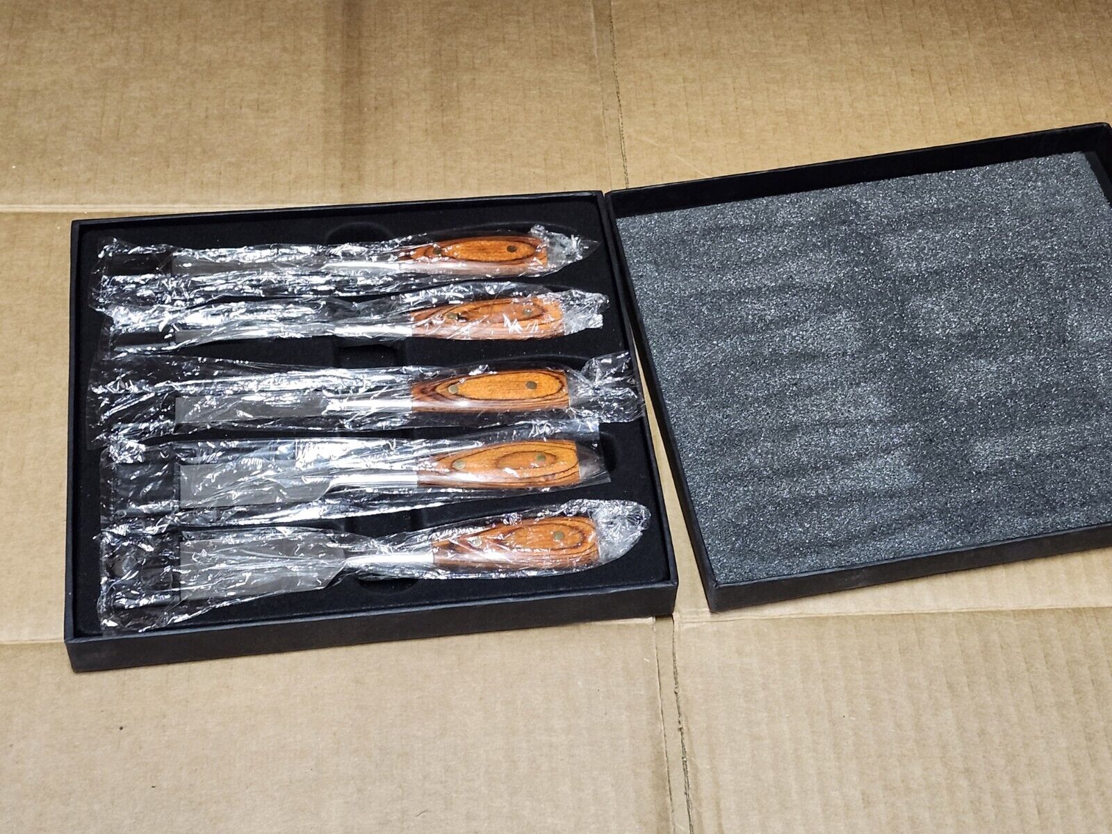 Chestnut Tools Pattern Handled Wood Chisel Set