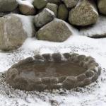 Heated Stone-Like Birdbath for All Seasons