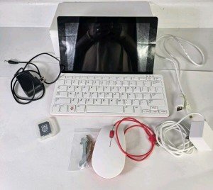 Raspberry Pi 400 Keyboard and 10.1" Touch Screen Bundle