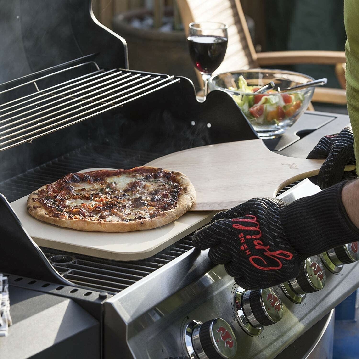 Pizza stone with free peel and cutter