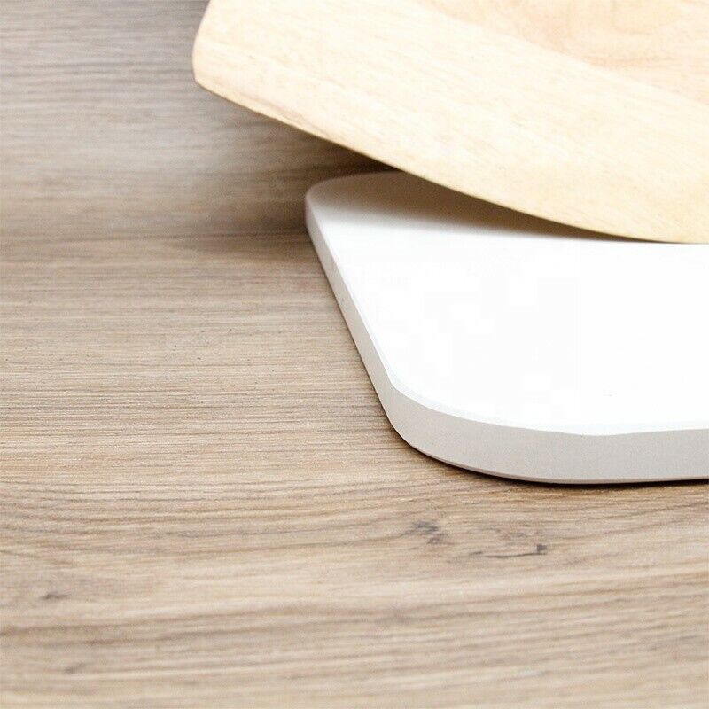 Pizza stone with free peel and cutter