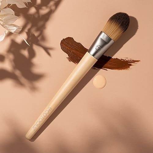 EcoTools Classic Foundation Brush for Natural Makeup