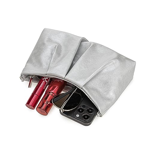 Elegant Silver Pleated Clutch Bag for Formal Events