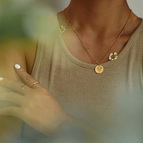 Gold Birth Flower Coin Necklace - April Daisy