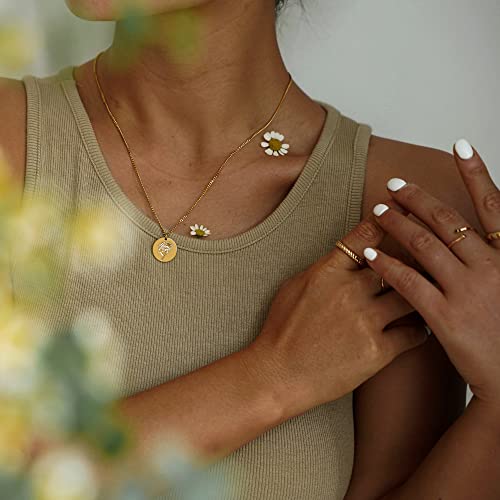 Gold Birth Flower Coin Necklace - April Daisy