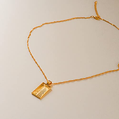 18K Gold Plated Sunburst Pendant Necklace