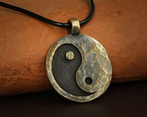Yin Yang Pendant Necklace for Men and Women