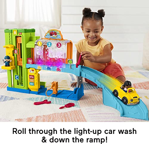 Fisher-Price Toddler Garage Playset with Light-Up Learning