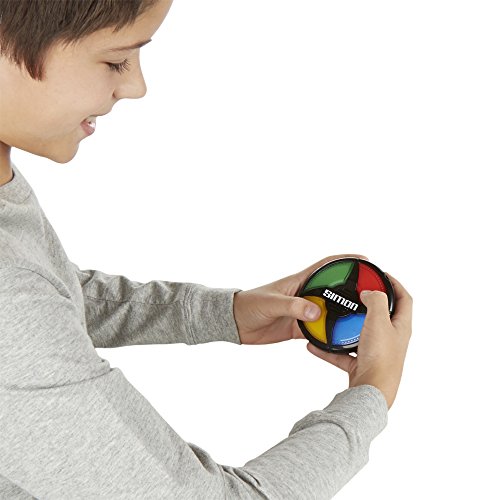 Hasbro Simon Micro Series Game Toy