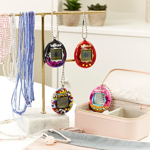 Original Japanese Tamagotchi Virtual Pet with Chain
