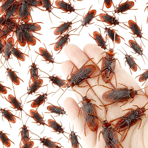 50PCS Realistic Fake Cockroaches Prank Toys