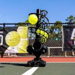 ZDJZMGZ Automatic Pickleball Launcher Machine, Portable Pickleball Thrower, Tosser for Pickleball Practice, Ball Server, Pickleball Training Equipment, for All Tennis Players Lovers