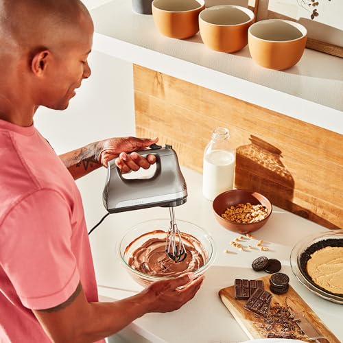 KitchenAid Hand Mixer with Flex Edge Beaters - KHM6118