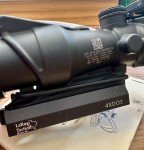 Trijicon ACOG 4x32 with LaRue QD Mount