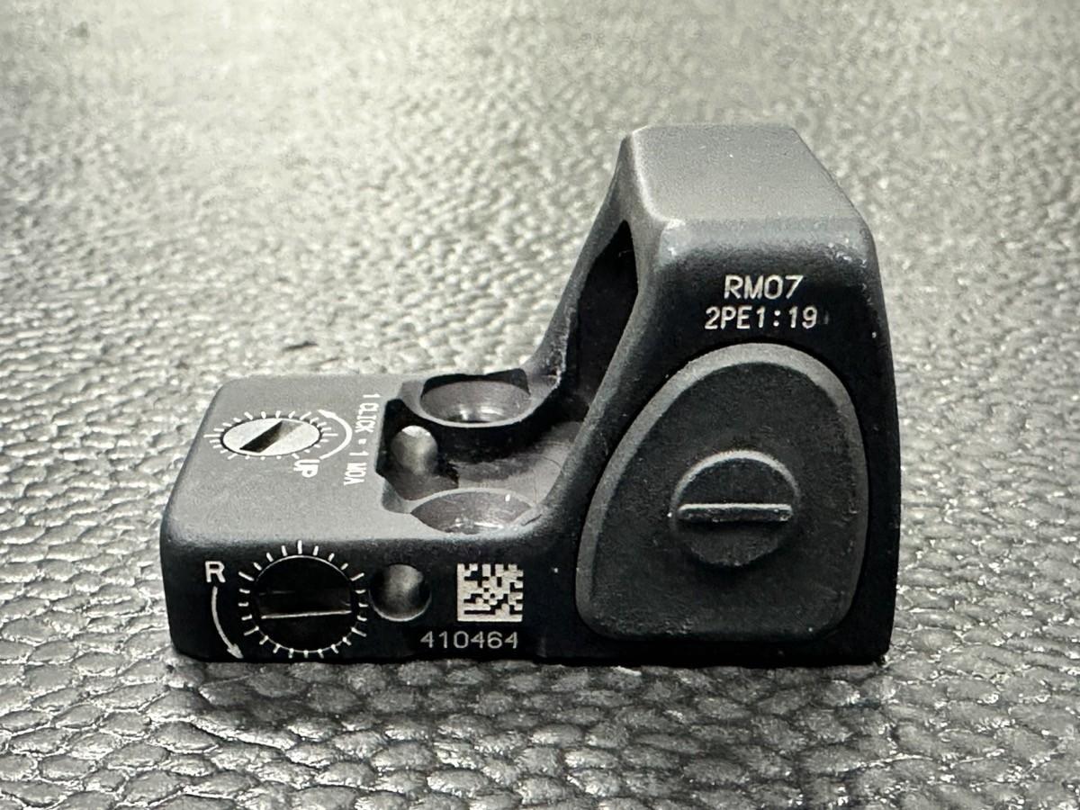 Trijicon RM07 RMR Type 2 1x Reflex Sight