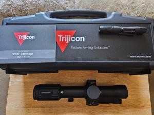 Trijicon VCOG 1-6x24 Red Horseshoe Sight