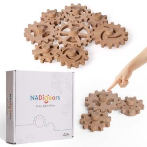 MANN MAGNETS Gears Toys for Kids - 8 Pcs Stacking Gears, Beech Wood and Neodymium Magnet, Handmade Magnetic Gears for Kids, STEM Activity Toy Set, Spinning Toys for Toddlers 3 Years and Above